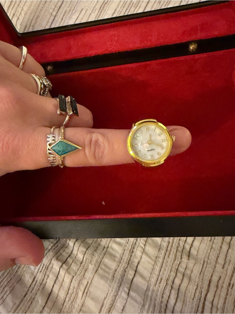 Gold-Tone pearlescent watch ring analog stretchy band